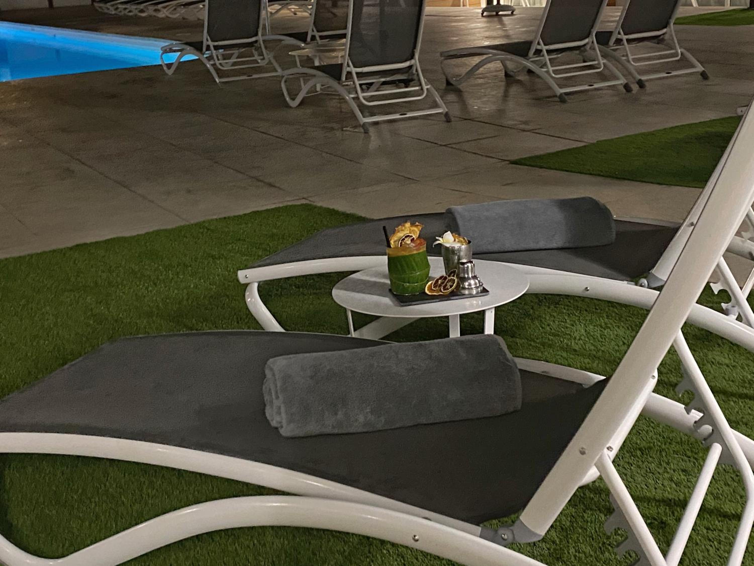 Фото Sanom Beach Resort - Adults Only 