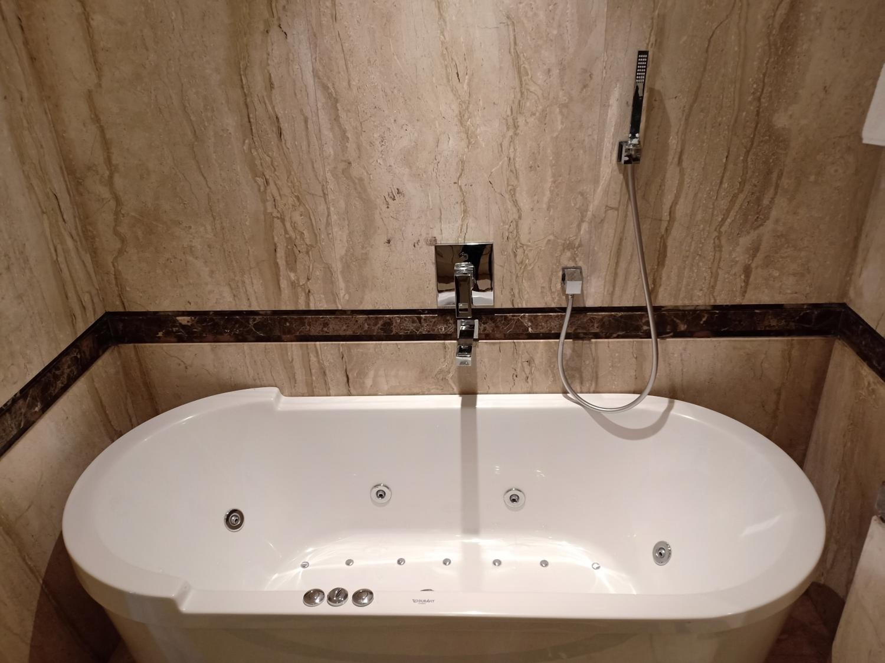 Фото Tolip Golden Plaza