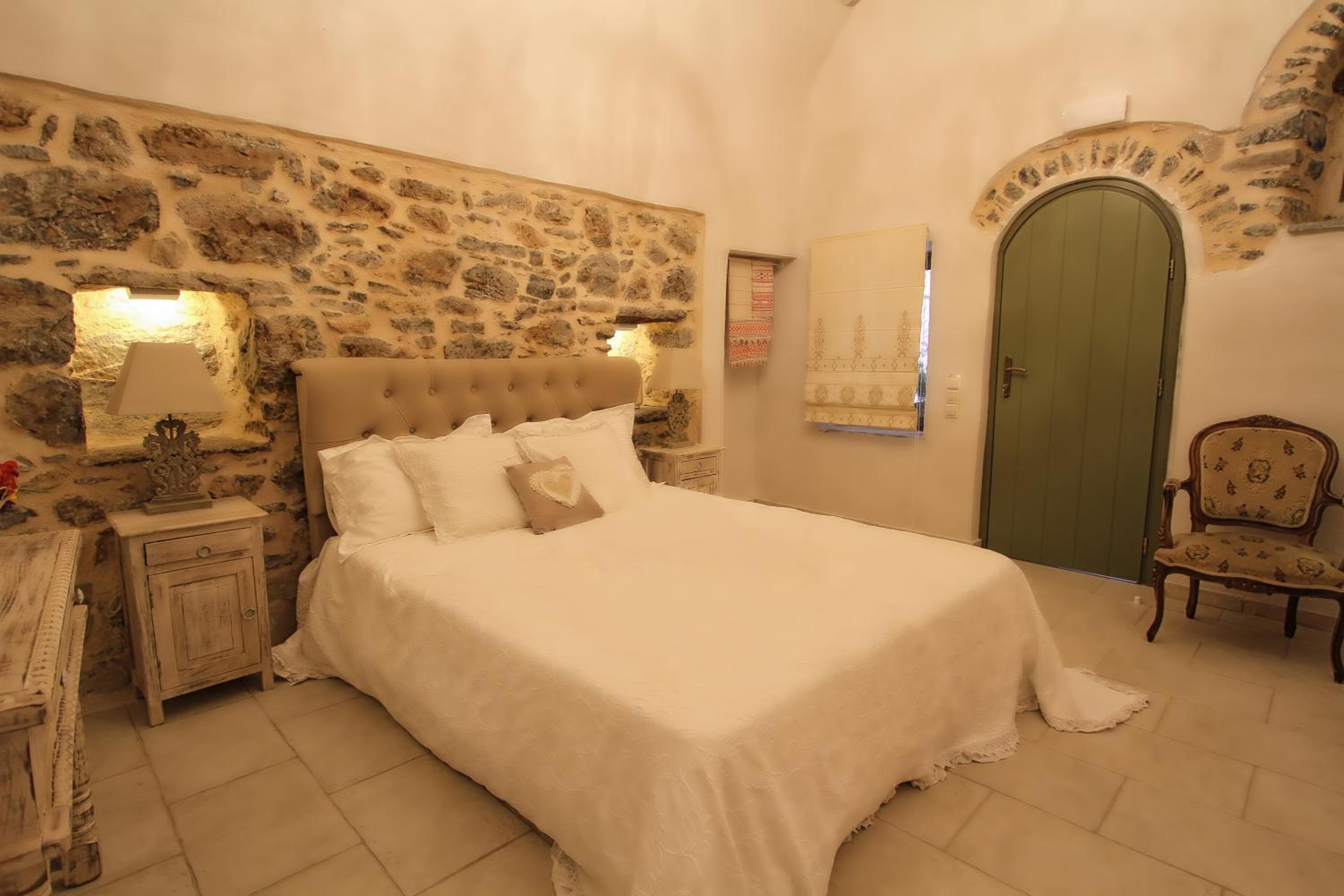 Фото Mesta Mastic