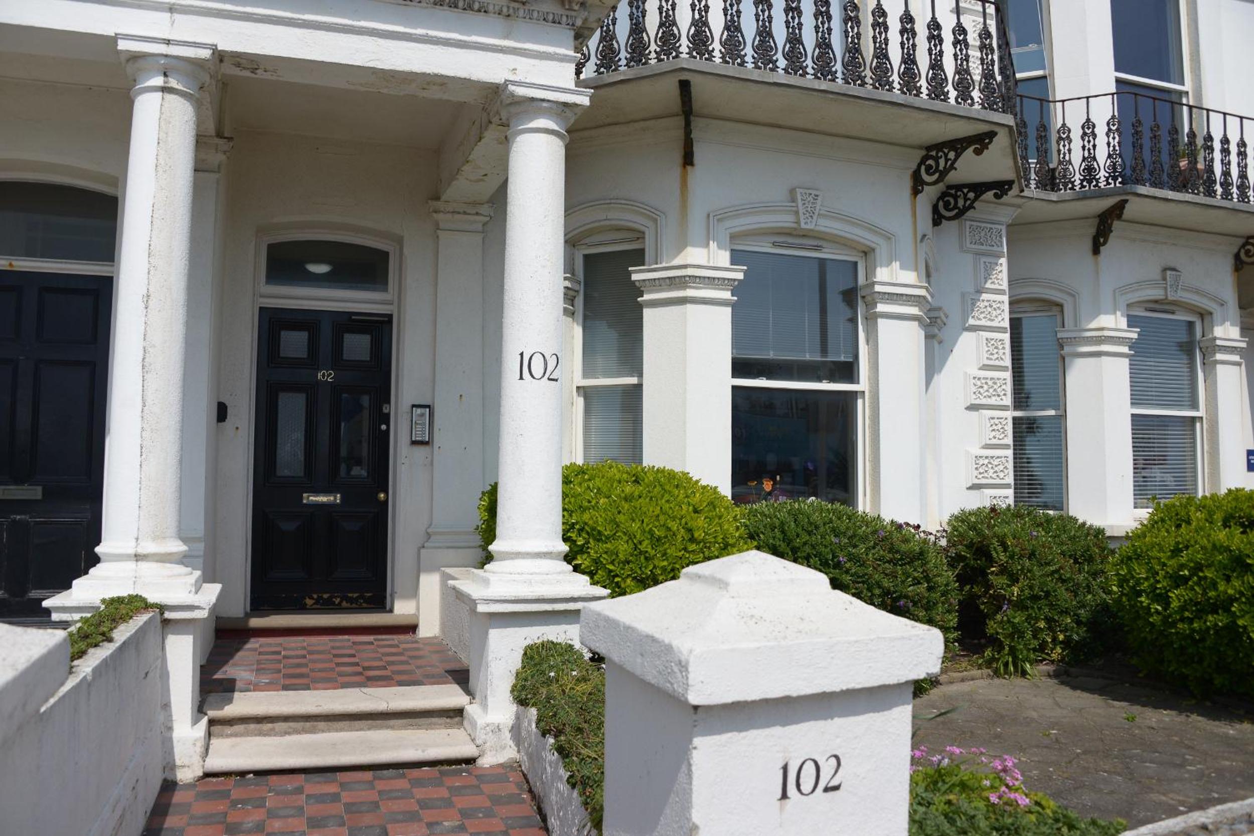 Фото отеля 1