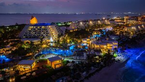 Гостиница The Pyramid Cancun by Oasis