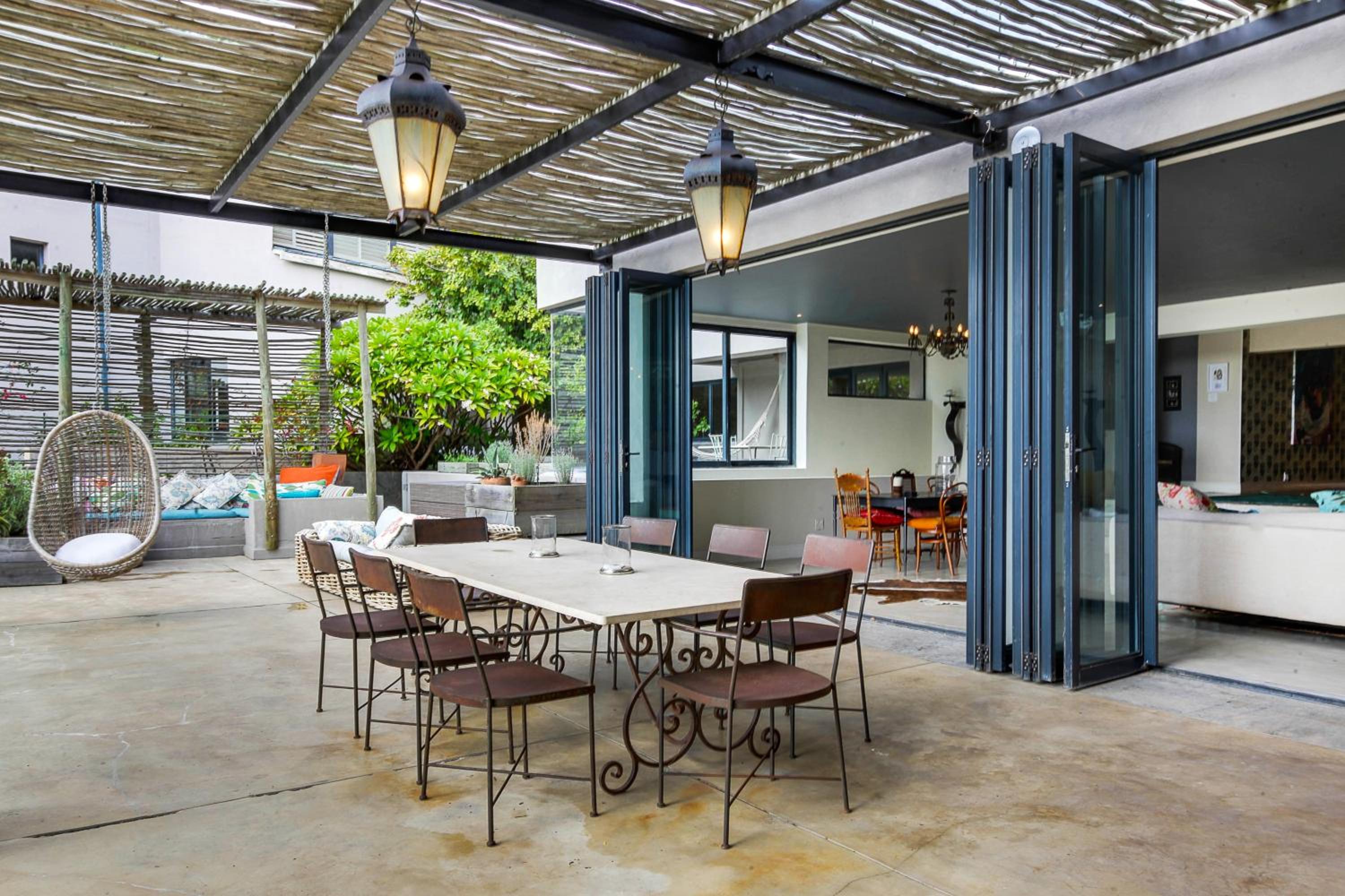 Фото Table Mountain Retreat