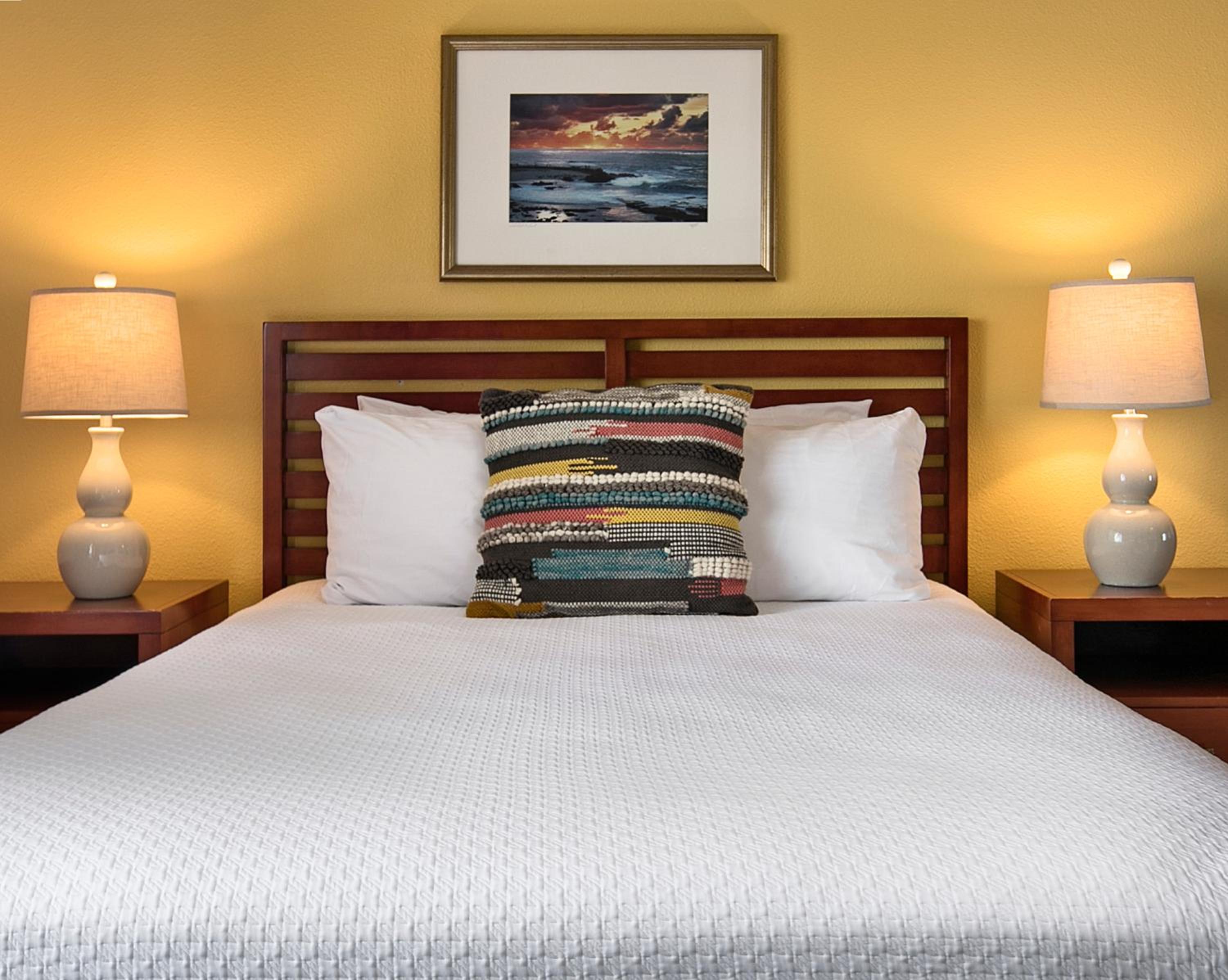 Фото La Jolla Cove Suites