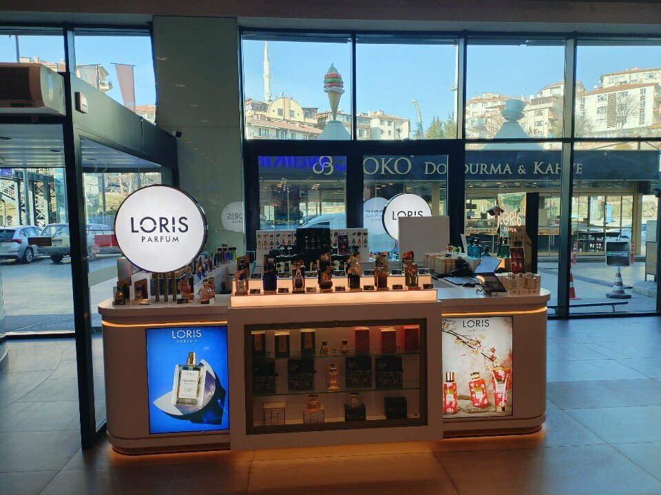 Perfume and cosmetics shop Loris Perfume, Ankara, photo