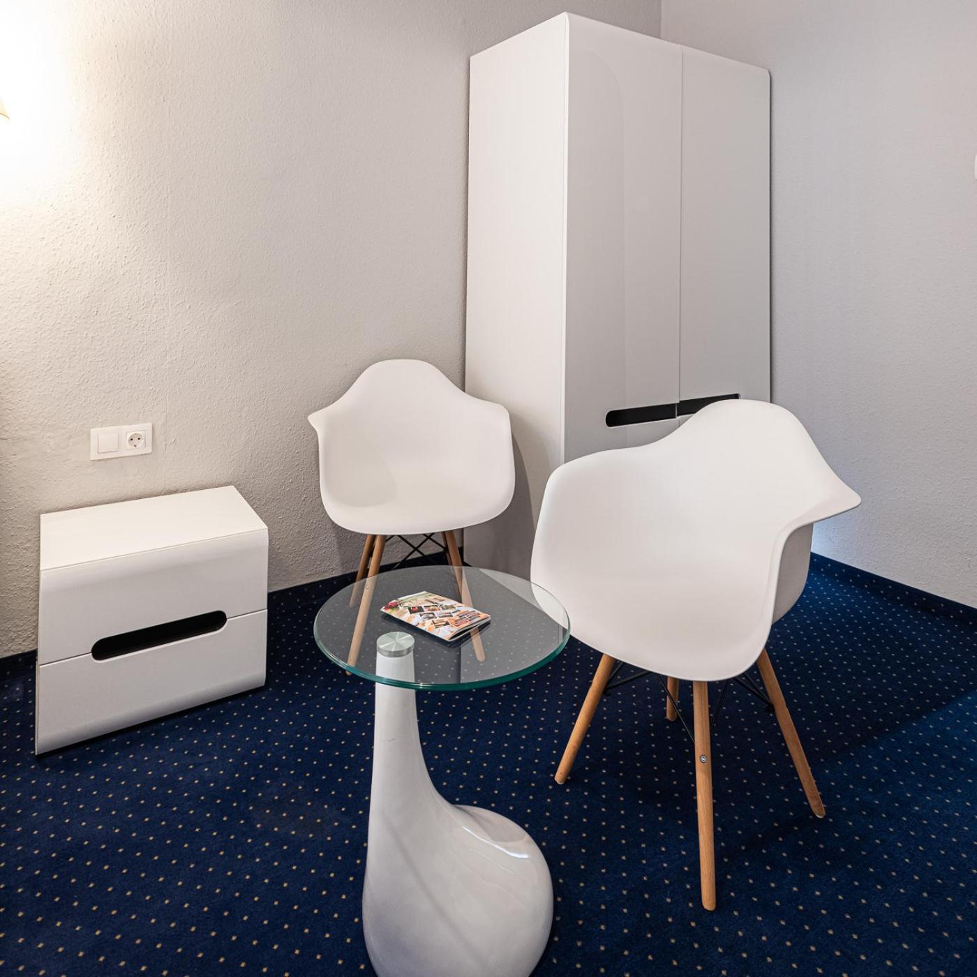 Фото Hotel Romantik Eger