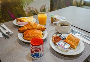Гостиница B&b Hôtel Marseille Centre La Joliette