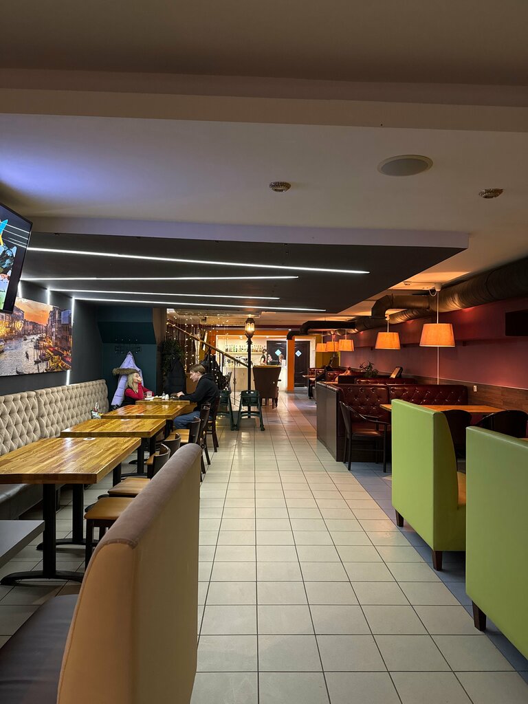 Pizzeria Il Caffe, Lobnja, photo