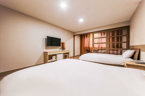 Гостиница Fantastic Ocean View Sydney Hotel