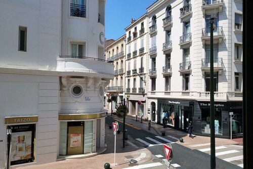 Гостиница Hotel Victoria в Каннах