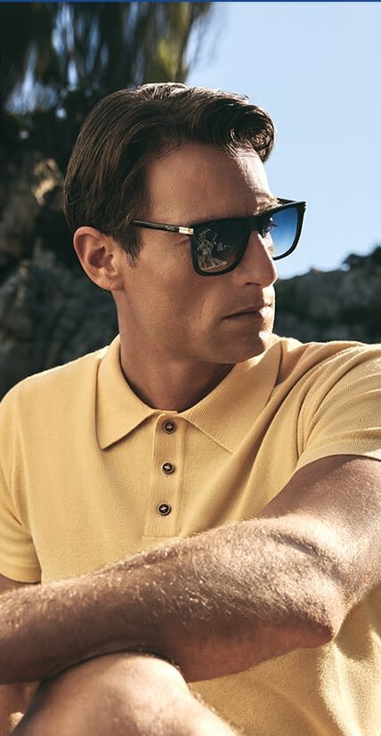 Opticial store Morlinbron, Istanbul, photo