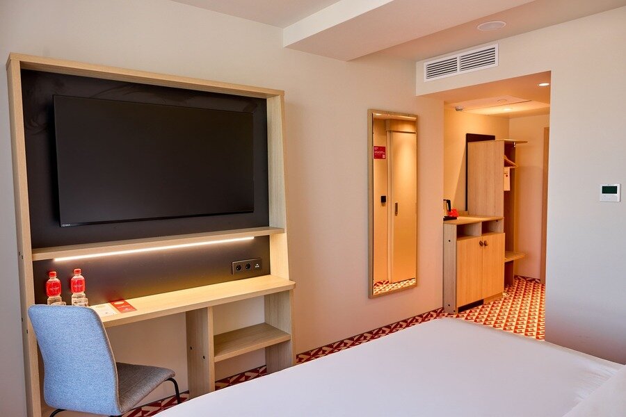 Фото 42920647960