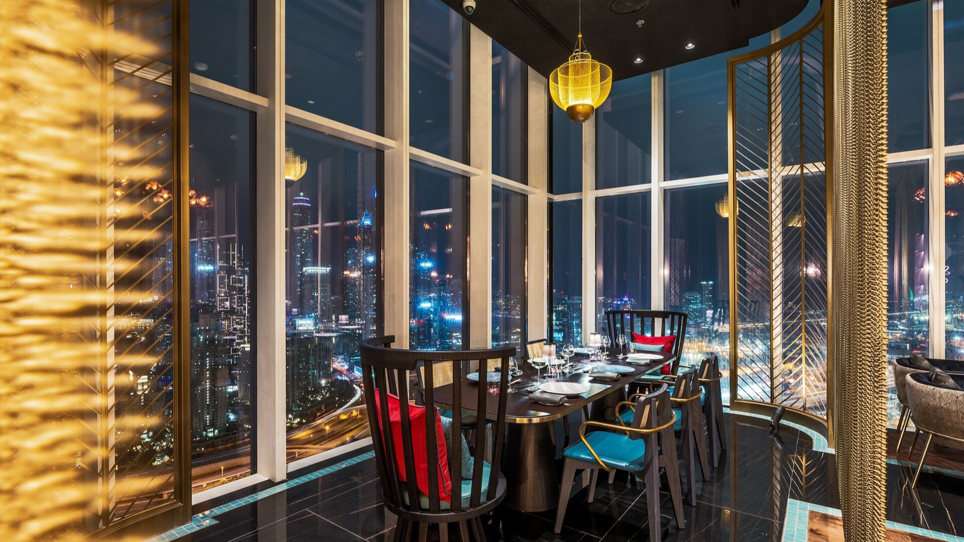 Фото Taj Jumeirah Lake Towers