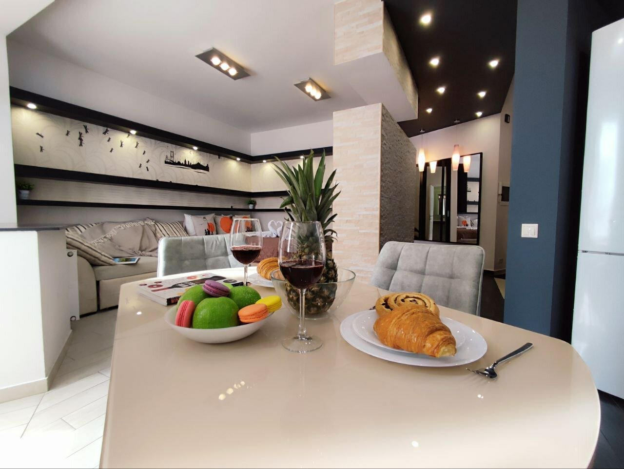 Фото Home24 на улице Лазурная 9