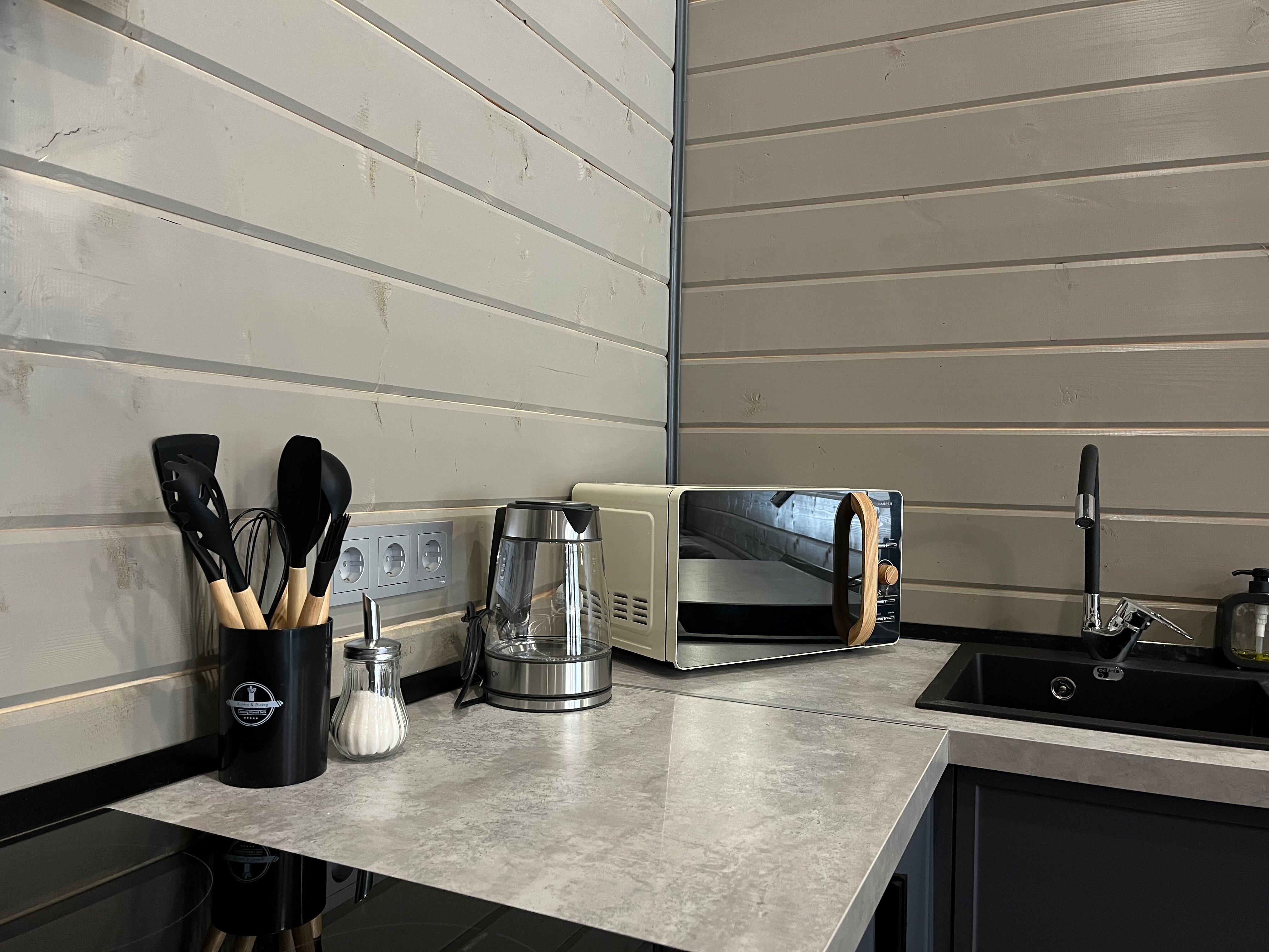 Фото Барн Вилладж