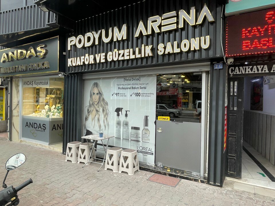 Podium Arena Hairdresser