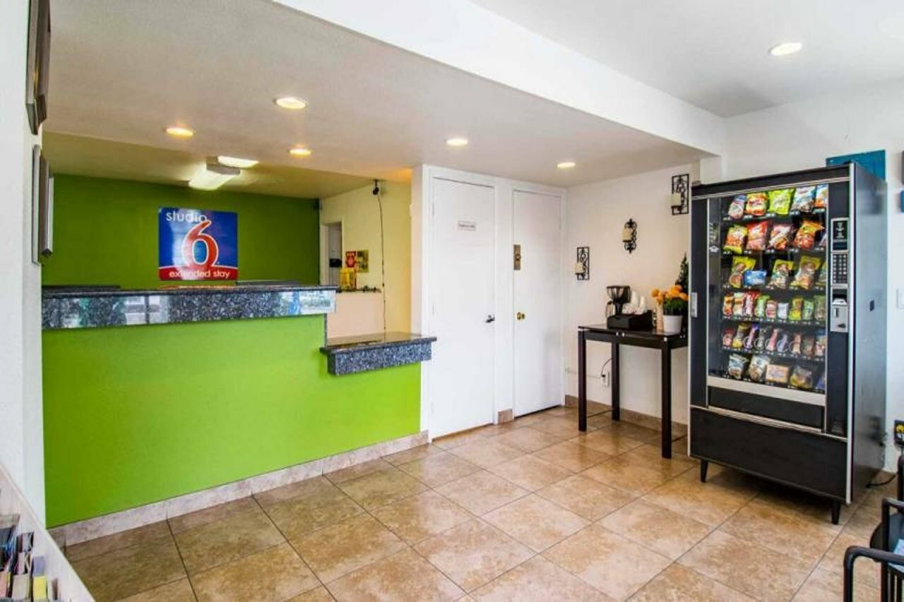 Фото Studio 6 Cypress, Ca