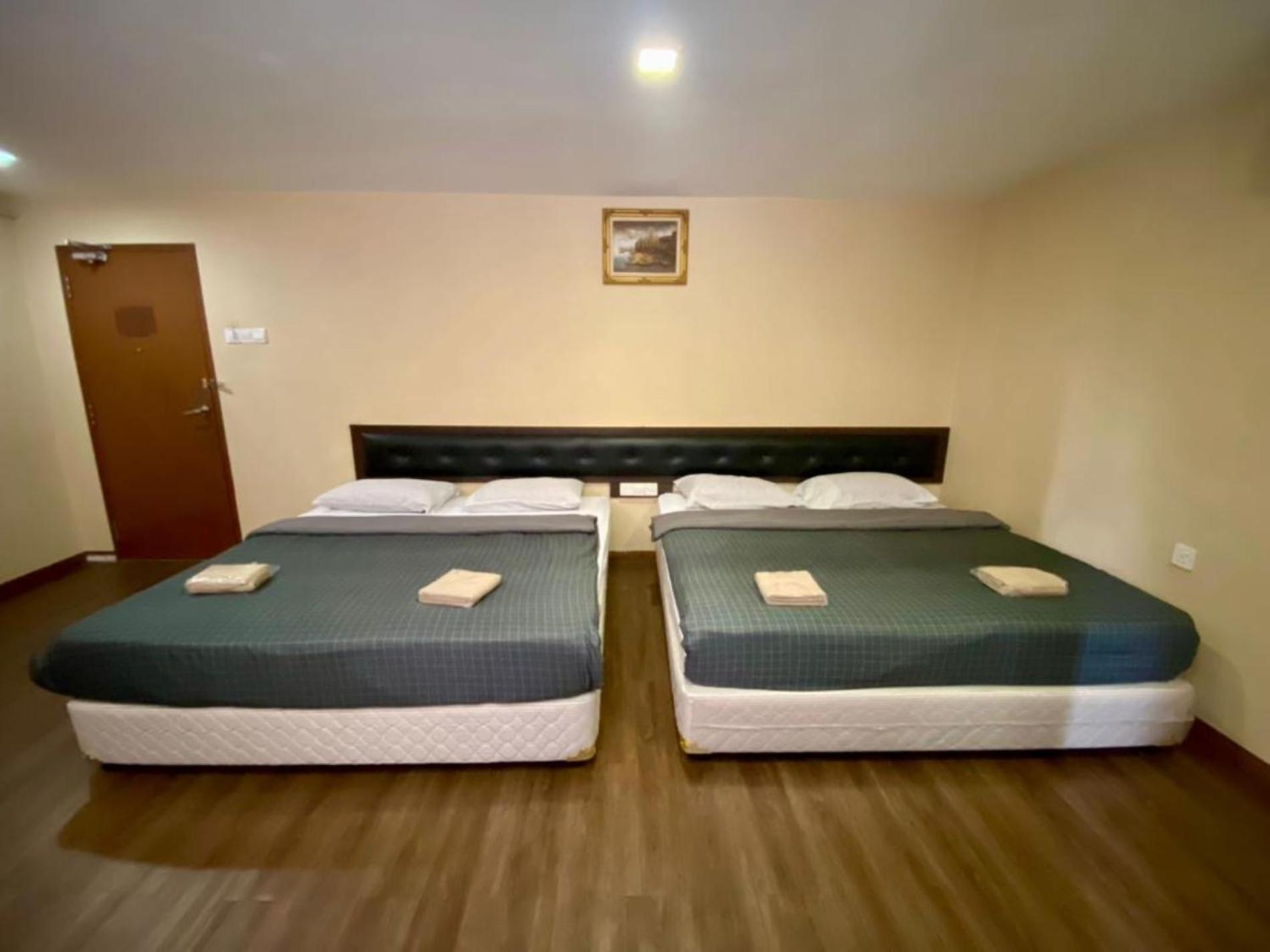 Фото Syaz Meridien Hotel