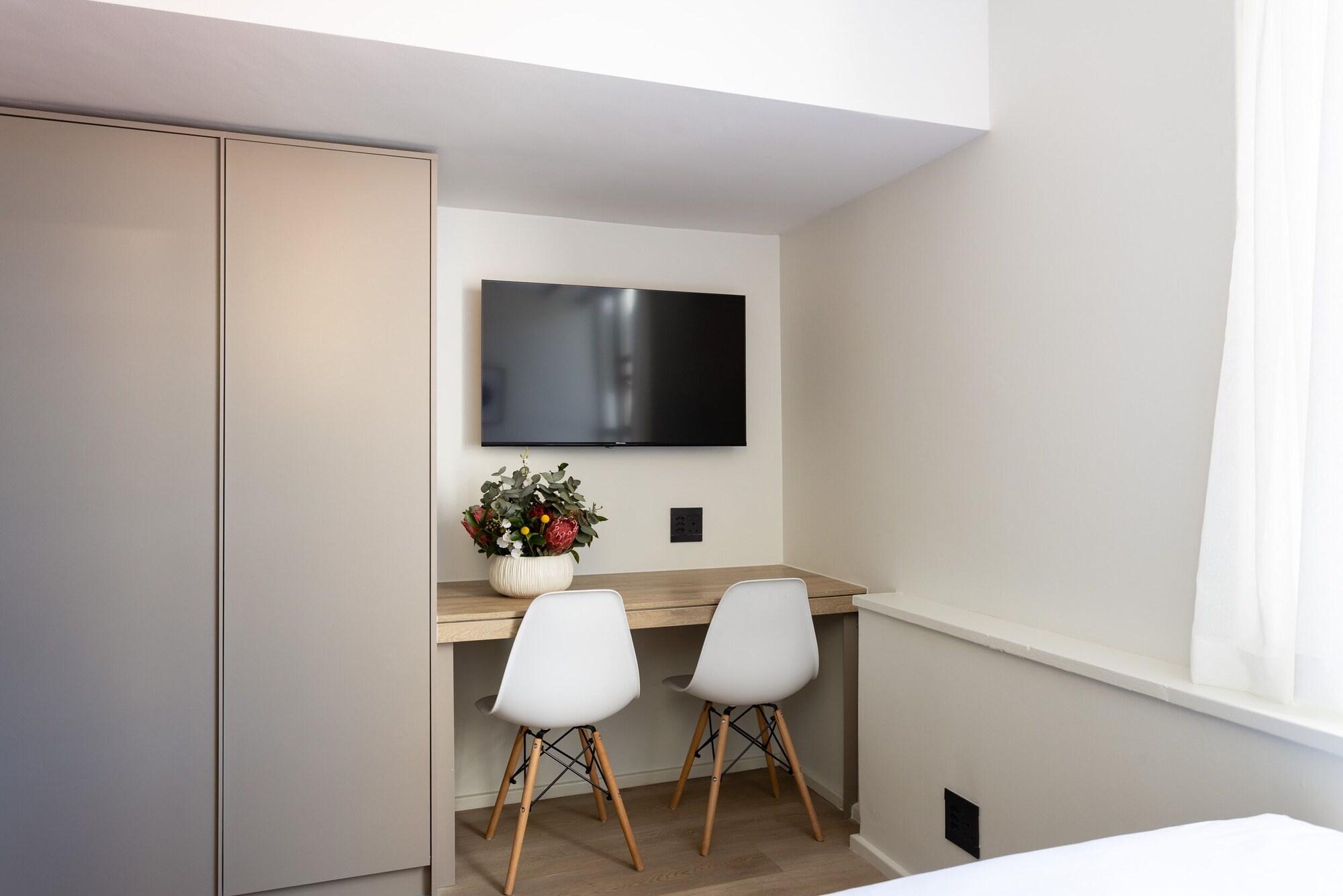 Фото Habitat Aparthotel by Totalstay