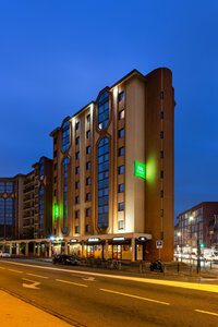 Гостиница ibis Styles Toulouse Centre Canal du Midi
