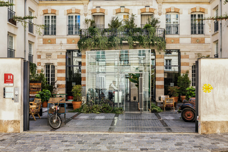 Гостиница Kube Hotel Paris в Париже