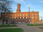 Rusya İçişleri Bakanlığı St. Petersburg Üniversitesi, Ek Mesleki Eğitim Fakültesi (Repin Square, 1/201), university