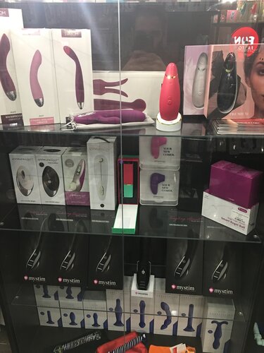 Үйдегі жыныстық қатынасты қараңыз