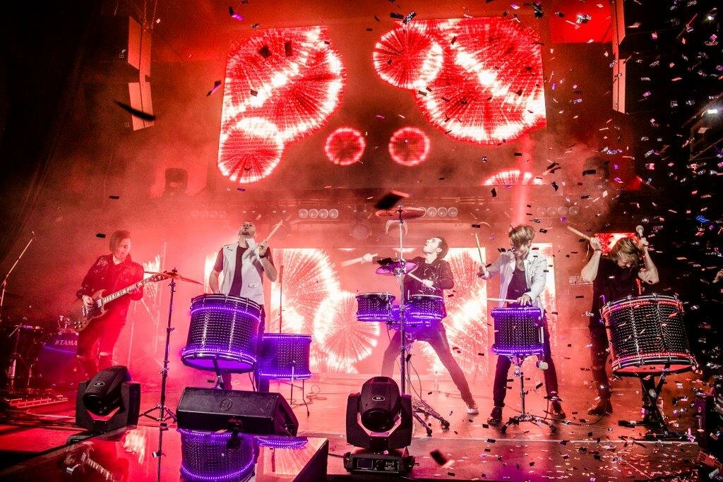 Artistic group Drum show and Cover band Moscow HooK, Moscow, photo