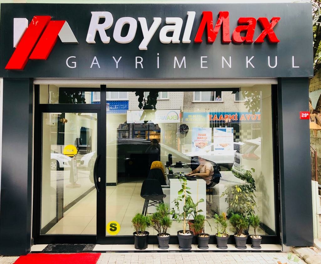 Real estate agency RoyalMax Property Investment Consultancy, Istanbul, photo