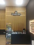 Smoking Shop (Октябрьская наб., 34, корп. 4, Санкт-Петербург), магазин табака и курительных принадлежностей в Санкт‑Петербурге