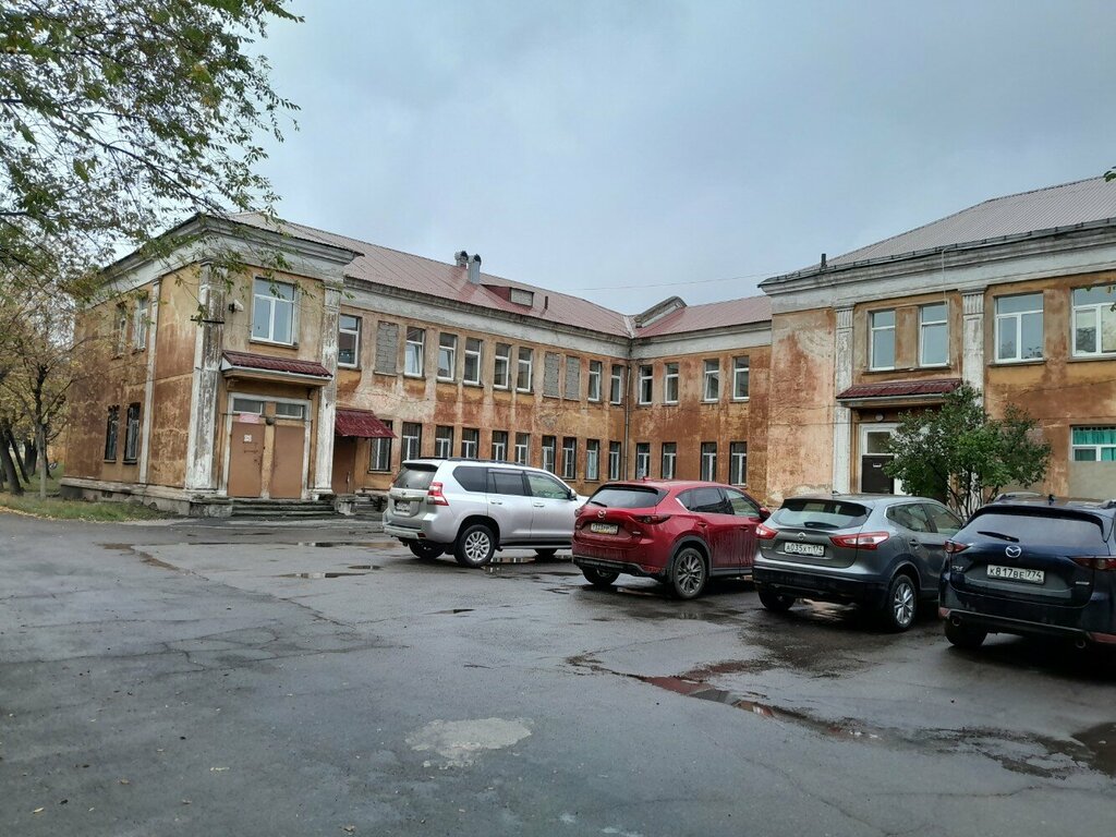مستشفى الأطفال Детская городская больница, приемный покой ، ، صورة