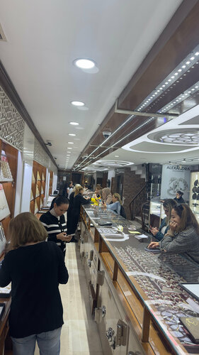 Alexandra Gold Fotoğraf 3