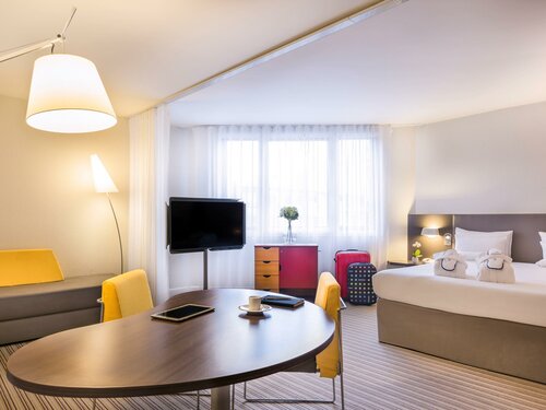 Гостиница Novotel Suites Cannes Centre в Каннах