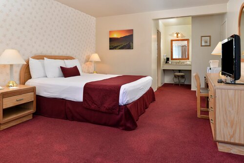 Гостиница Svendsgaard's Danish Lodge Americas Best Value Inn в Солванге
