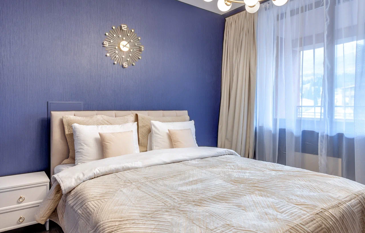 Фото Фамилия Делюкс