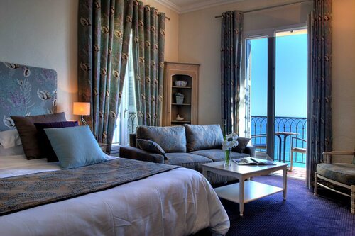 Гостиница Hôtel La Pérouse Nice в Ницце