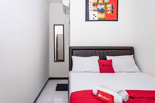 Гостиница RedDoorz near Alun Alun Bandung 2