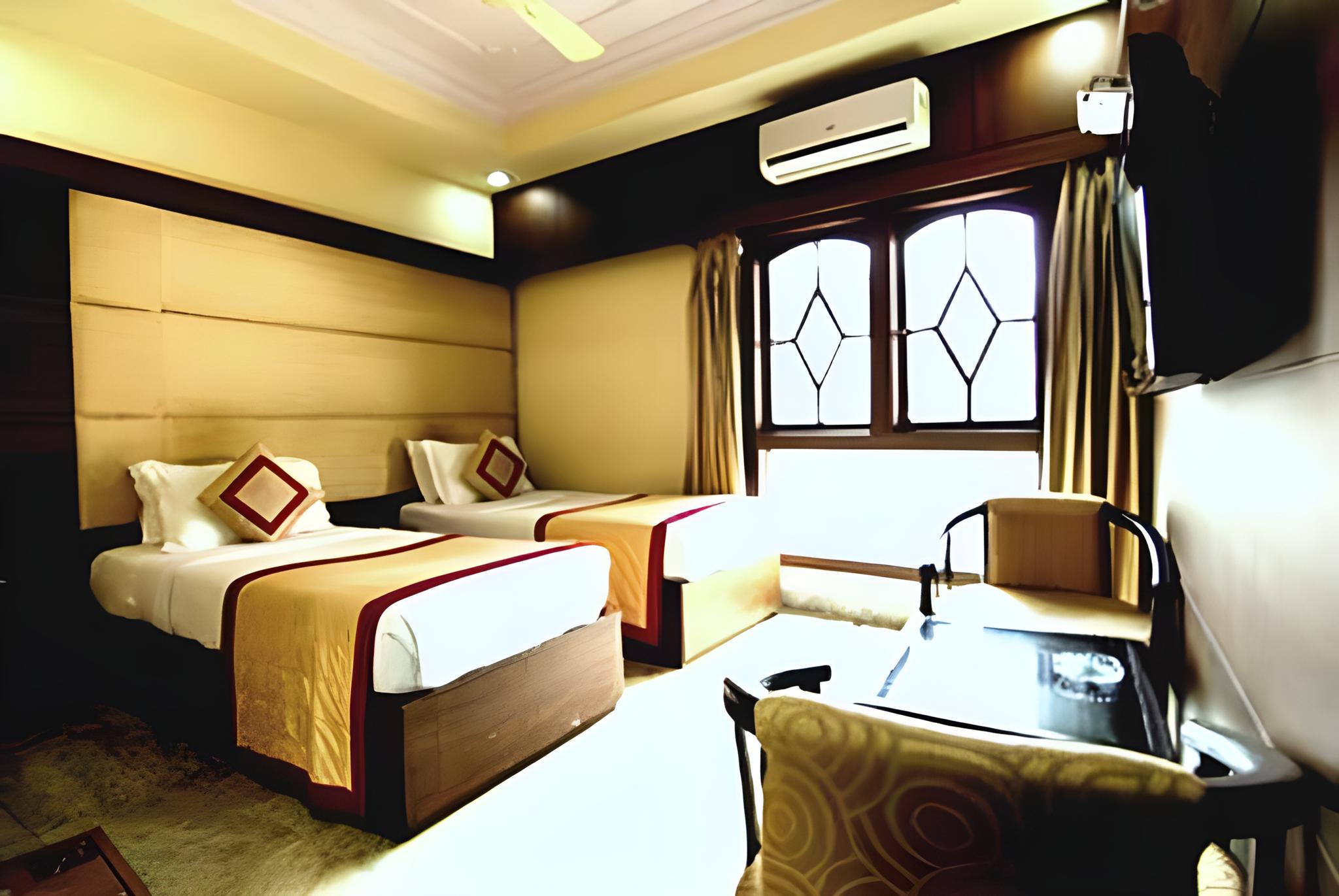 Фото Hotel Gulshan International