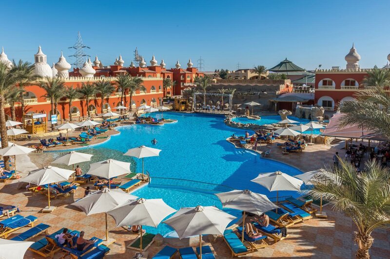 Гостиница Pickalbatros Alf Leila Wa Leila Resort в Хургаде