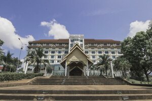 Гостиница Arawan Riverside Hotel