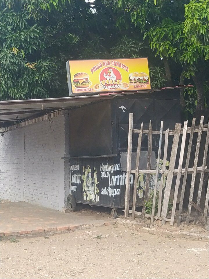 Egg and poultry meat Al gusto, Santa Cruz de la Sierra, photo