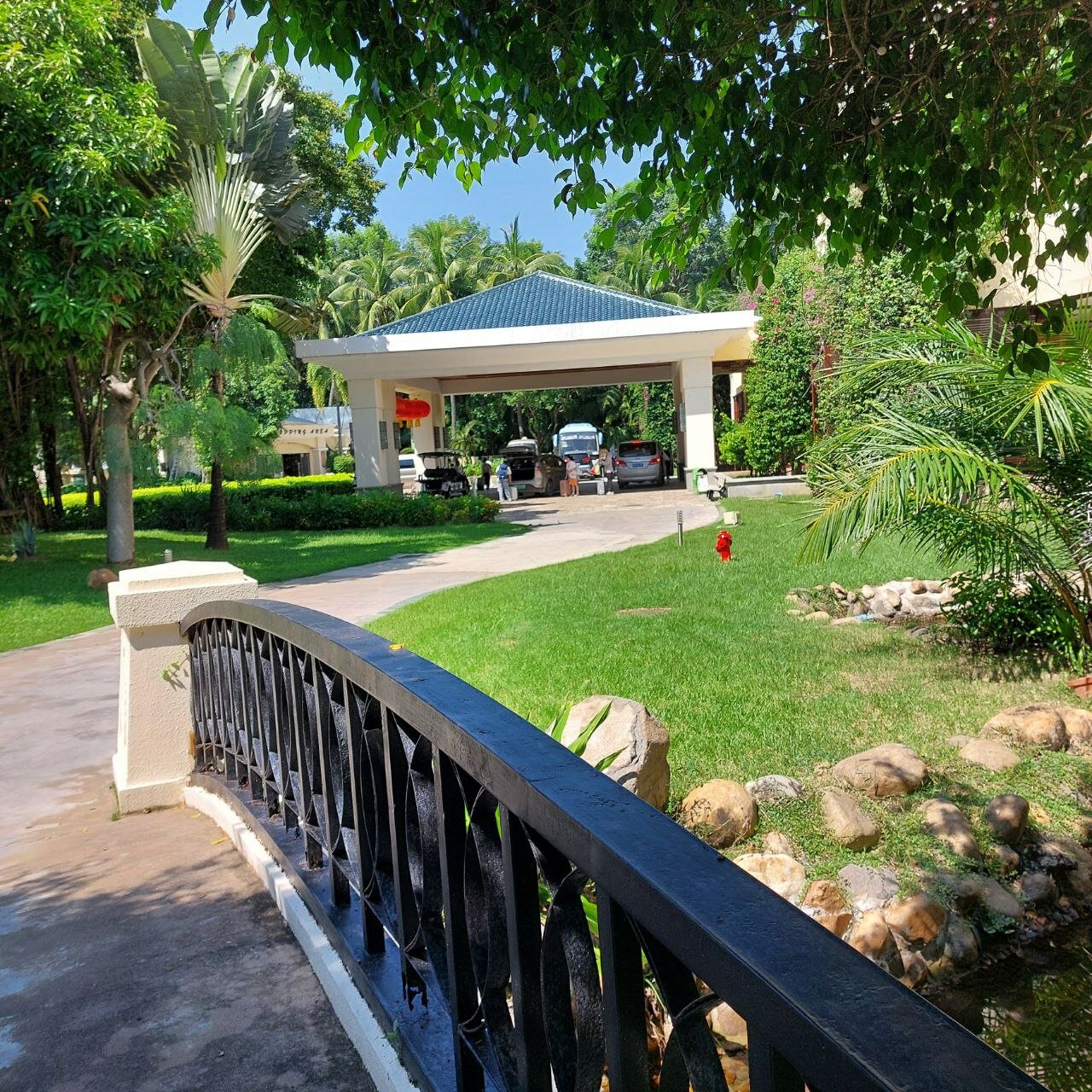 Фото отеля 3