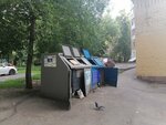 Раздельный сбор отходов (Moscow, Izumrudnaya Street, 4), waste sorting
