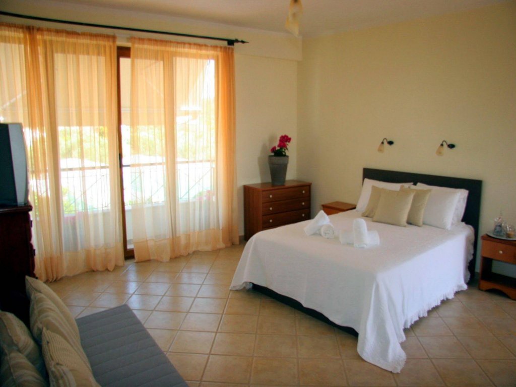 Фото Hesperides Hotel