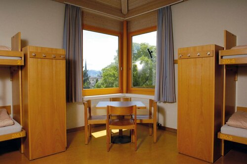 Хостел Youth Hostel Zug в Цуге
