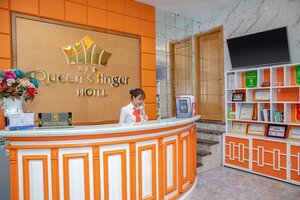 Queen's Finger Hotel