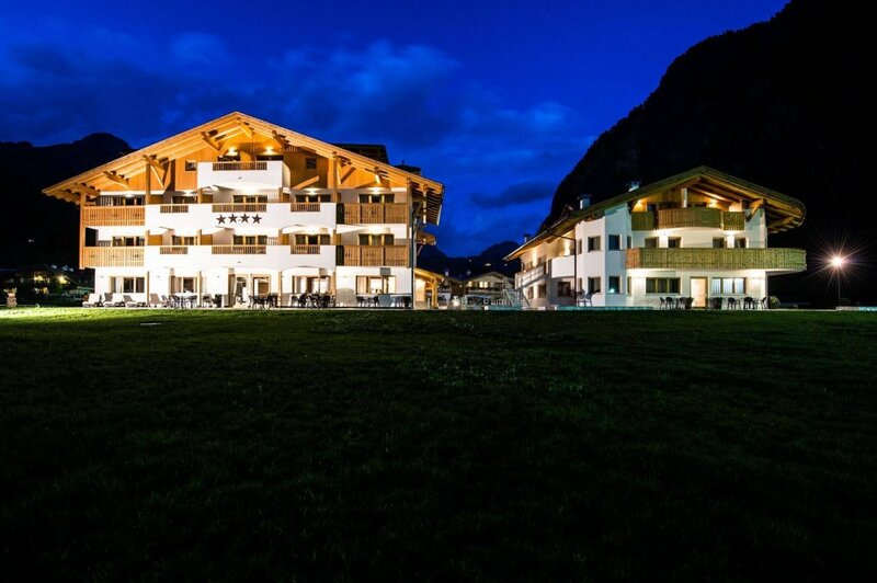 Гостиница Golden Park Resort