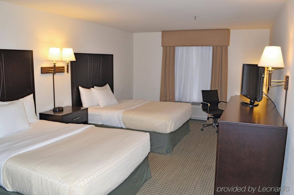 Фото La Quinta Inn & Suites by Wyndham Moscow Pullman