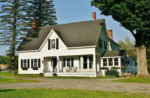 Гостиница The Lincoln Inn & Restaurant At The Covered Bridge