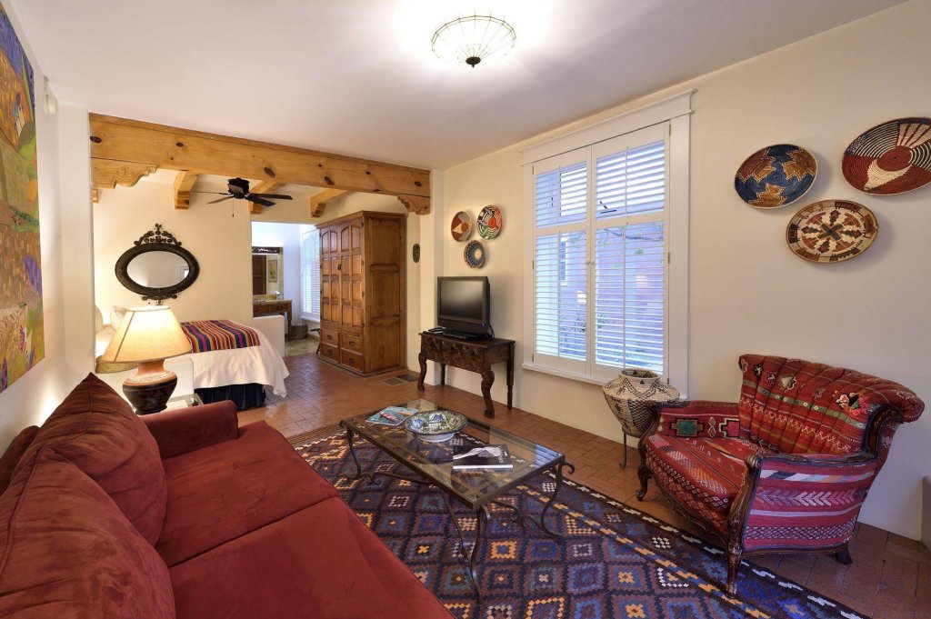 Фото Casa Culinaria The Gourmet Inn