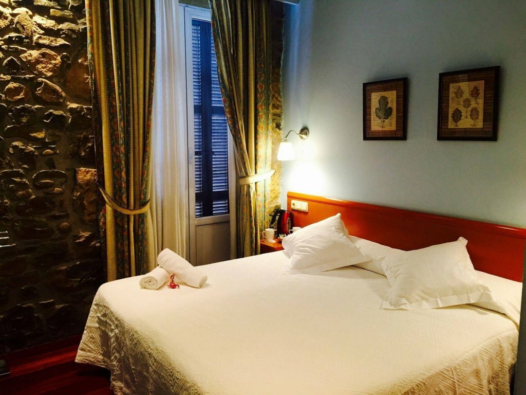 Hotel Pensión Ab Domini, San Sebastian, photo